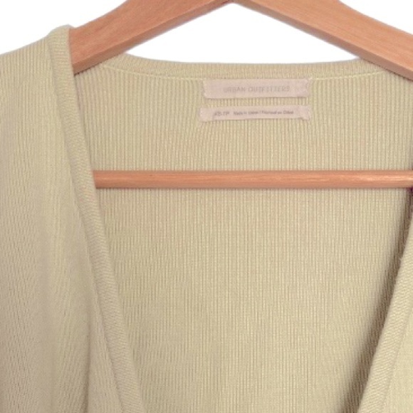URBAN OUTFITTERS LIGHT GREEN WRAP SWEATER TOP SIZE XS - Picture 2 of 3
